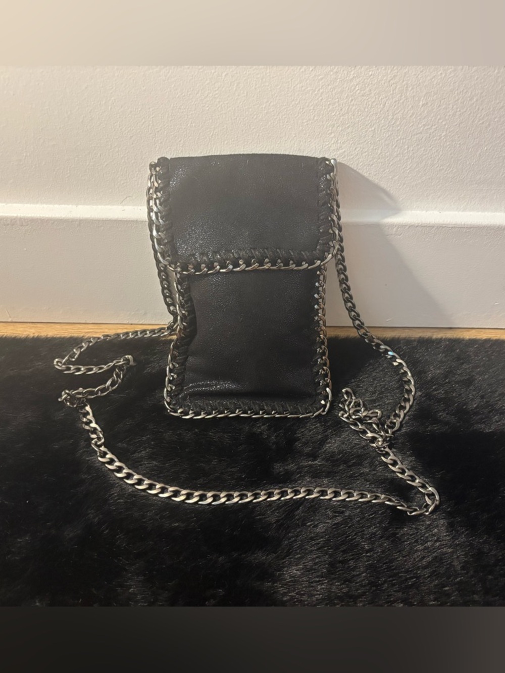 Black Chain-Trim Crossbody Phone Bag - Unbranded